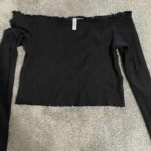 Long sleeve crop top